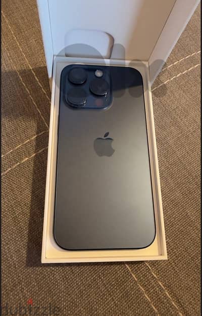 مطلوببببببIphone 14 pro max / 15 pro max / 14 pro / 15 pro