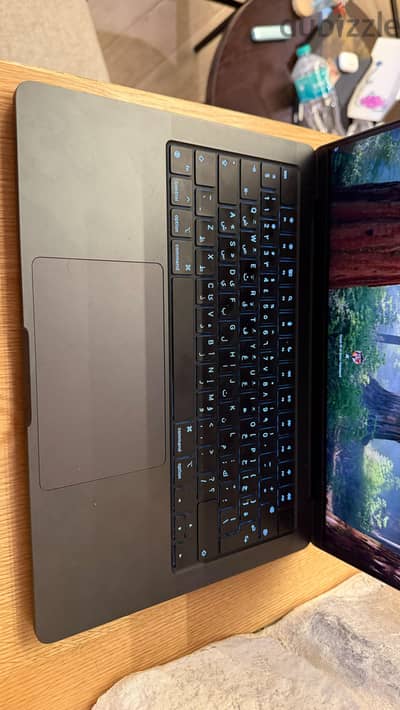 MacBook Pro 14" M4 100% 16GB 512GB Ar/En