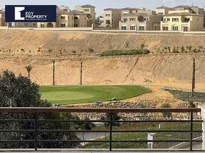 تاون هاوس فيلا للبيع متشطبة بالكامل كورنر بالتقسيط لحد 2031 في اب تاون كايرو - المقطم  Uptown Cairo