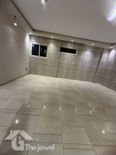 Administrative Apartment for Rent in Banafseg 7 Villas | 180 sqm with Private Entrance