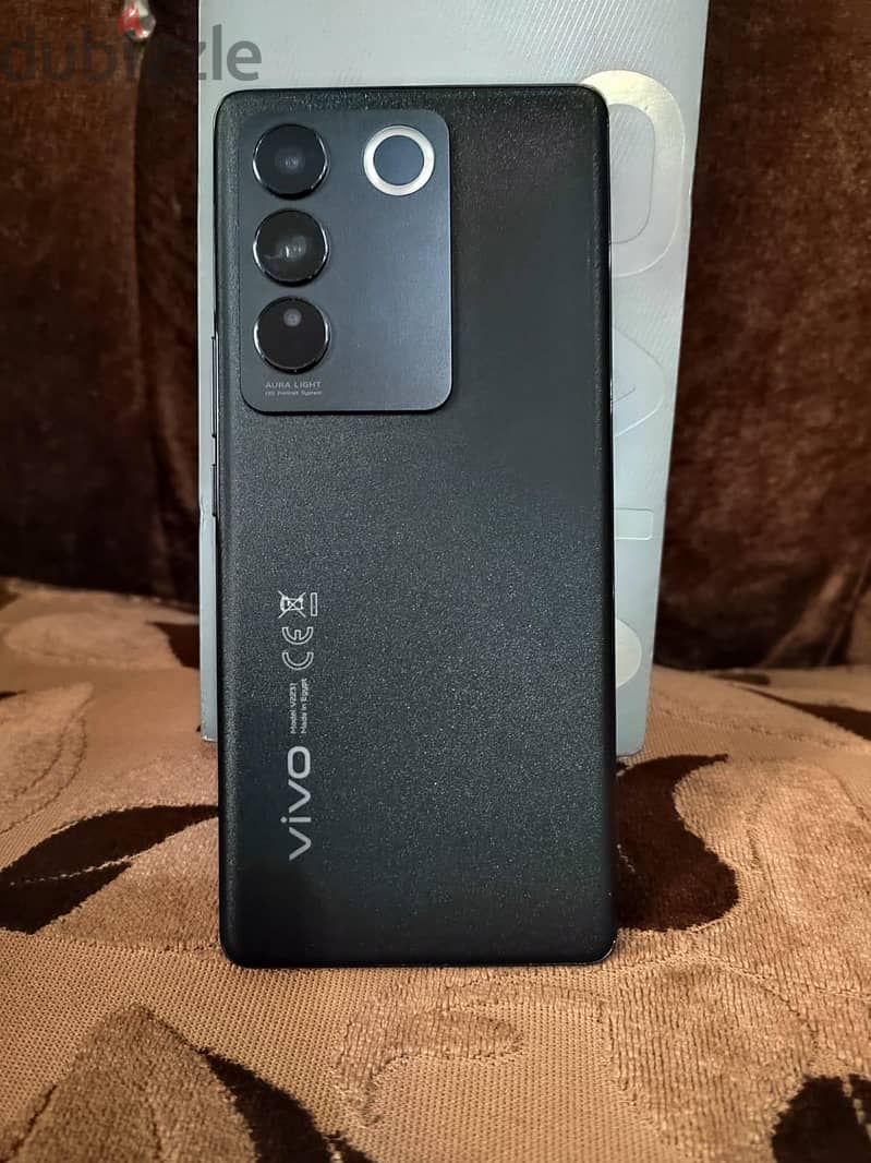 vivo v27  5g 1