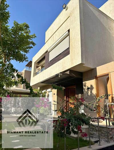 Villa FOR SALE 5Bed in New Capital with excellent discount and Panoramic view Green River next to largest service area in R8 Over 12Years