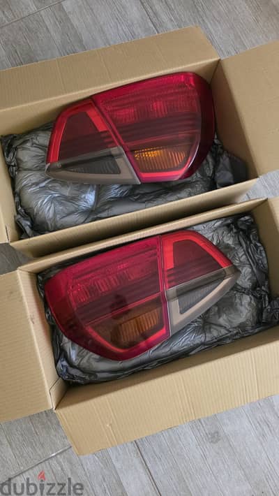 Original BMW E90 Headlights & Taillights  - فوانيس أمامي وخلفي أصلية