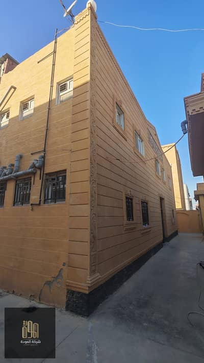 Factory for rent in 6 Million area, 10th of Ramadan industrial zone, area 1224 m