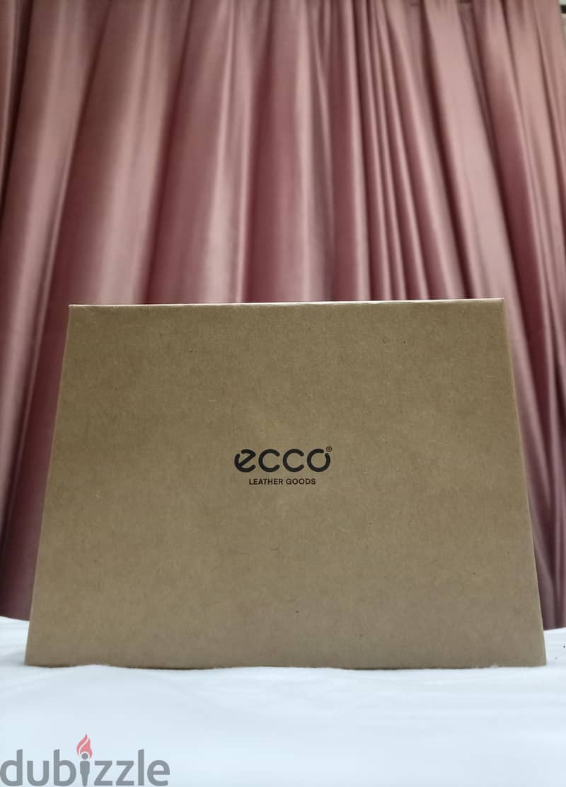ECCO Essential Tri Fold Wallet – Black – RFID – New 7