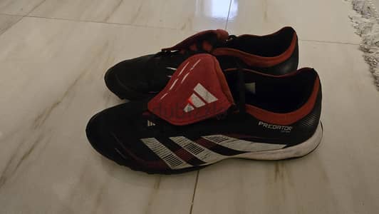 اديداس بريدياتور جزمه كوره adidas predator football boots shoes