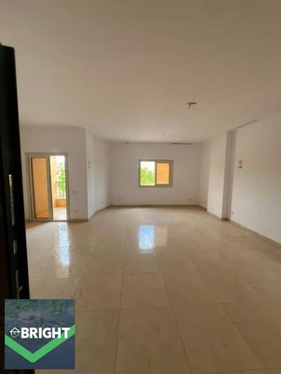 The price of a finished apartment with 3 rooms and a living room, garden view, repeated floor, villas in Al-Narges, Fifth Settlement