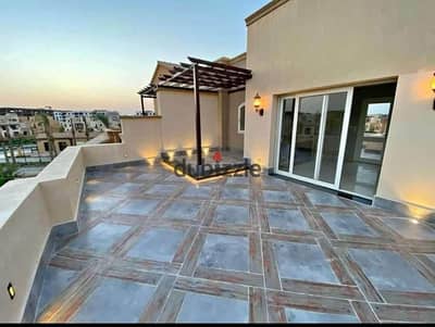 A detached villa with 3 floors in the best location in the compound talala with direct open view a distinguished location directly on the Suez Road