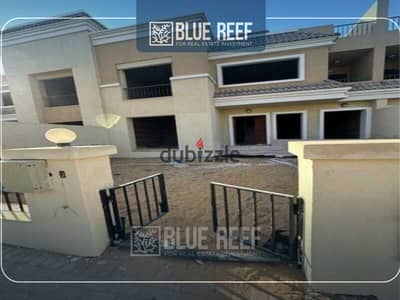 Penthouse with roof Ready to move — prime location and great price—in Sarai Compound.