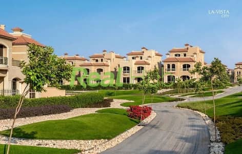 هتستلم فوري اجمل فيلا متشطبه بالكامل كمباوند فيلات فقط lavista city