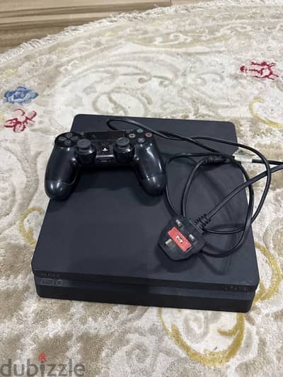 playstation 4 slim بلايستيشن ٤ سليم