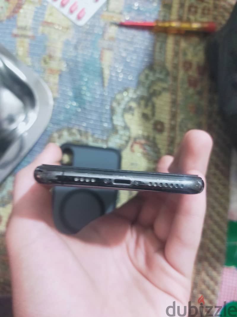 Apple - iPhone XS Max 2