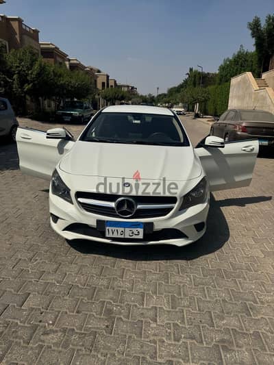 Mercedes-Benz CLA 180 2015