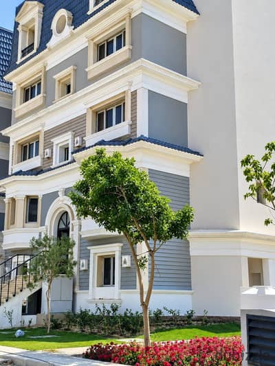 Finished apartment available for immediate sale in the heart of the Fifth Settlement, located opposite Al Rehab and the Public Prosecutor's Office