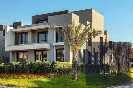 For the first time: A significant cash discount at La Vista City | Fully finished villa for sale  and ready to move in a prime New Cairo location.