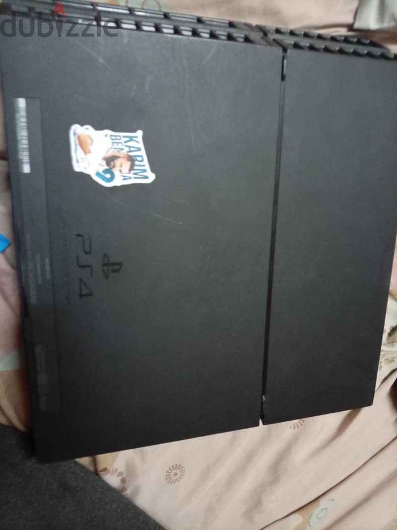 PlayStation 4 2