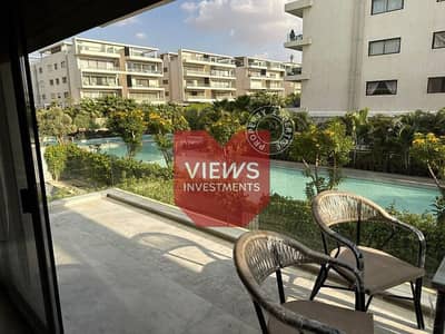 شقة للبيع ٣ غرف متشطبه بالكامل بالفرش في Lake view residence