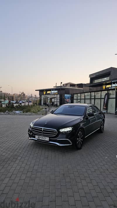 Mercedes-Benz E200 2022 وكيل