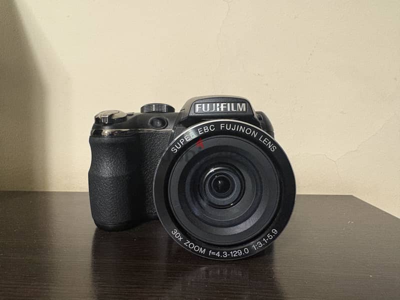 Fujifilm FinePix S4000 1