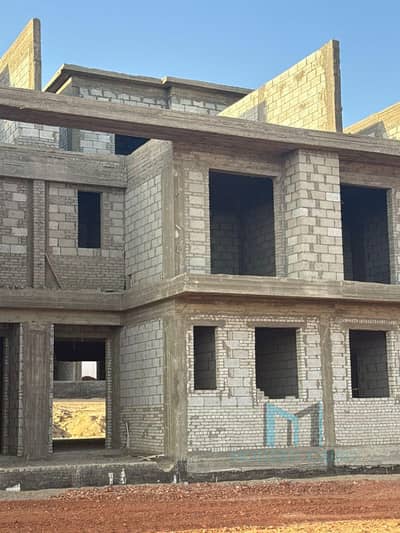 Villa for resale 253m at a special price in vinci compound at new adminstrative capital