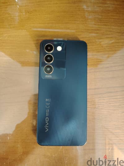 Vivo V30 lite