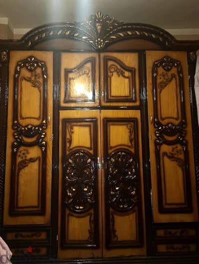 غرفة نوم كاملة كلاسيك أويما - Complete bedroom & set (استعمال خفيف)
