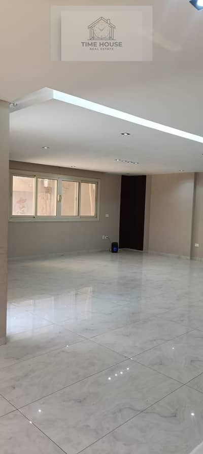 Office for rent 250 m Nabil Al-Waqad Main Street Golf Land