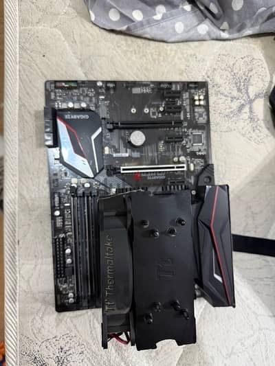 i7 9700K and Z390 gaming motherboard