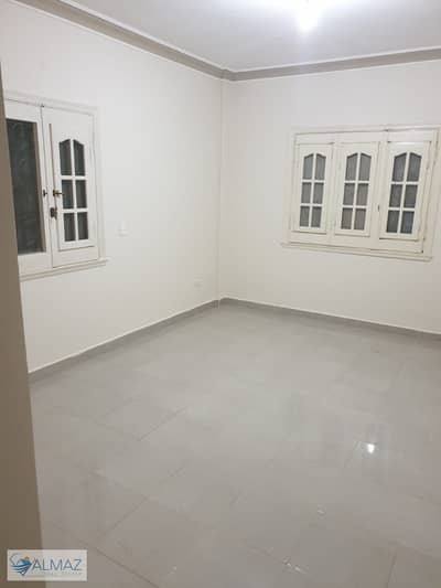 بيزمنت فاضي بجاردن 240 متر للايجار سكني و إداري في النرجس عمارات في التجمع الخامس بالقرب من شارع التسعين الجنوبي
