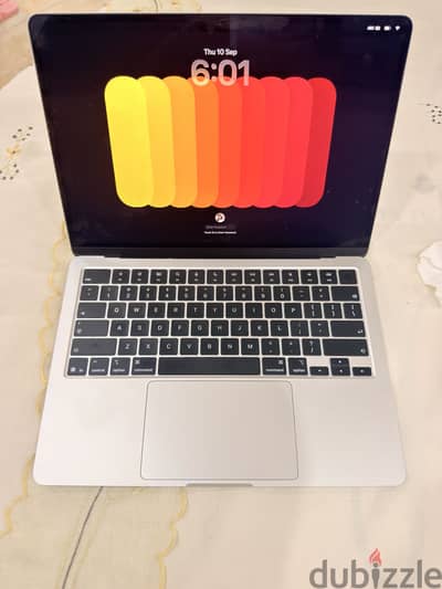 Macbook Air M5 - Like new
