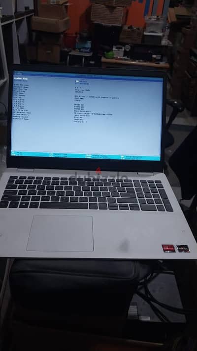 Dell Inspiron 3505 للبيع بحالة جيدة جدًا