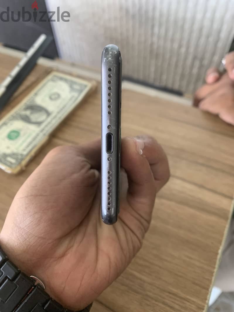 Apple - iPhone 8 Plus 2