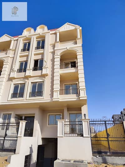 Apartment in the Fourth Neighborhood, Beit Al-Watan, very close to Al-Ahly Club directly and near Palm Hills