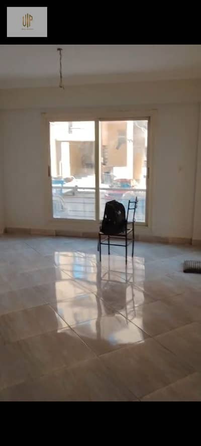 Apartment in Dar Misr Al-Qarnfal, ground floor, northern entrance, delivered and fully paid installments, near Al-Rehab and the Eastern Market
