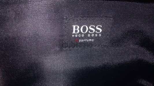 Hugo boss clutch used 1 time only