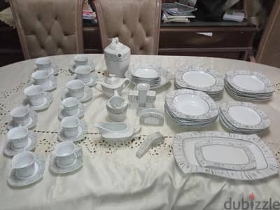 طقم صينى73 قطعة وارد الامارات بدون كرتونه بولندى اصلى