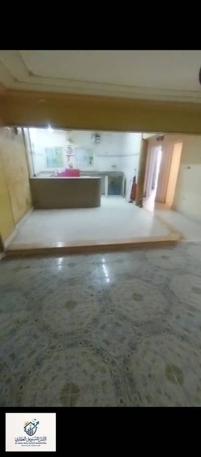 Apartment for rent in New Maadi, close to the Autostrad and near Street 306, with all services, all transportation, Midaan Saqr Quraish, and close to Algeria Street