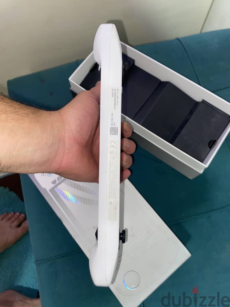 ASUS ROG Ally z1 EXTREME 5