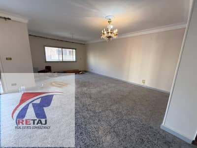 Apartment for Rent – ​​Heart of Nasr City (Next to Al-Manara School)  Unit Type: Apartment  Category: Rental (Unfurnished)  Area: 200 sqm