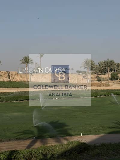 فيلا مستقلة V2 بإطلالة مباشرة على الجولف، تشطيب كامل للبيع في أب تاون كايرو – إعمار مصر ابتاون