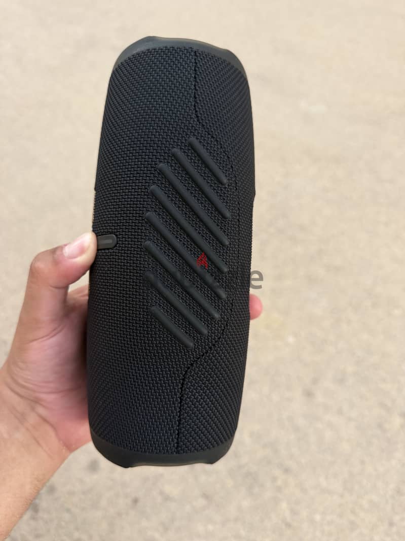 JBL Charge 5 WiFi  - جديدة 3