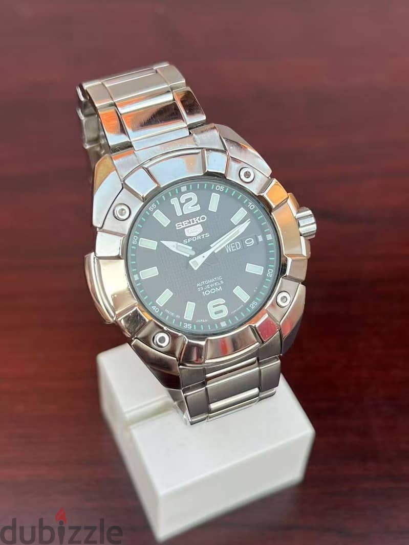 SEIKO  5 AUTOMATIC 6