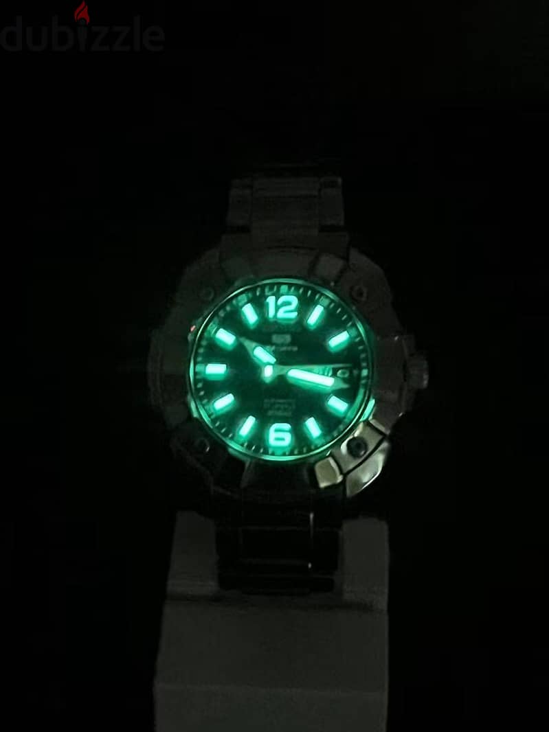 SEIKO  5 AUTOMATIC 7