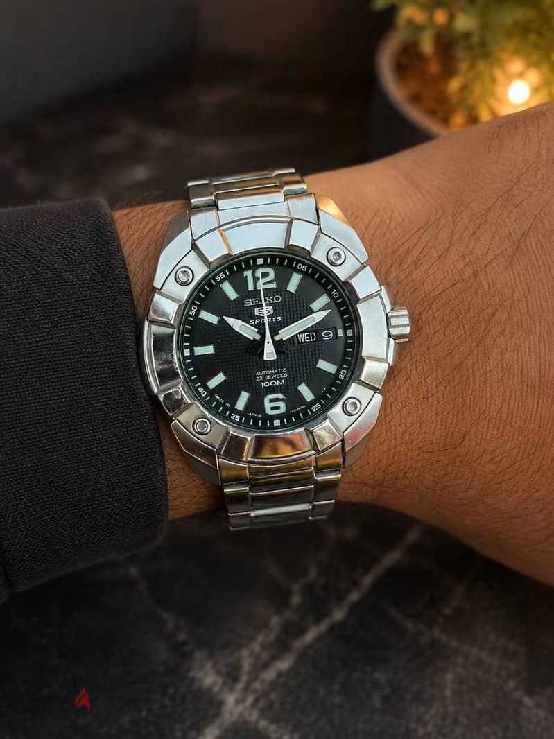 SEIKO  5 AUTOMATIC 8