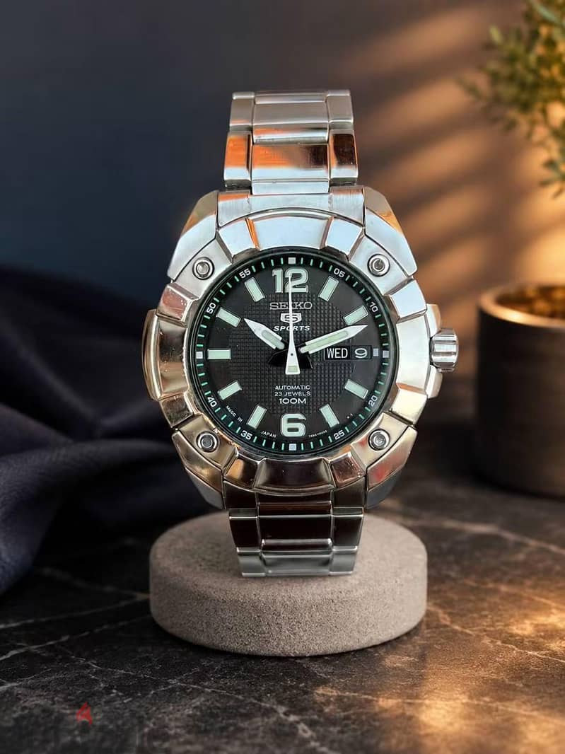 SEIKO  5 AUTOMATIC 9