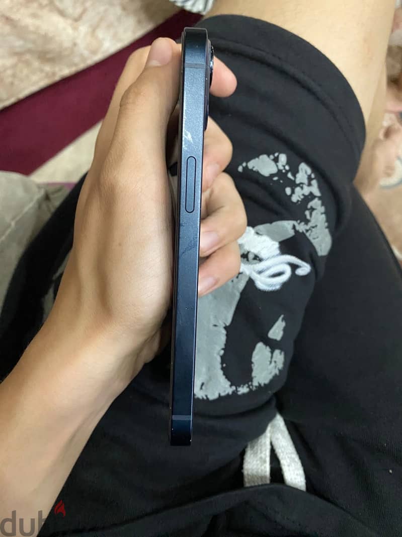 آبل - آيفون 13 4