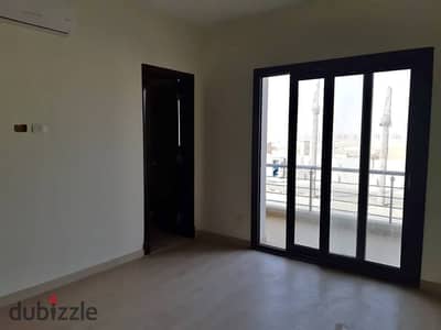 Fully finished 2-bedroom apartment for sale in Hyde Park New Cairo (Fifth Settlement), next to Mivida.