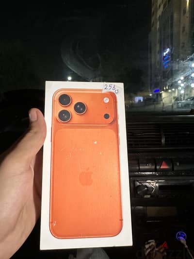 IPhone 17 Pro Max للبيع ضروري