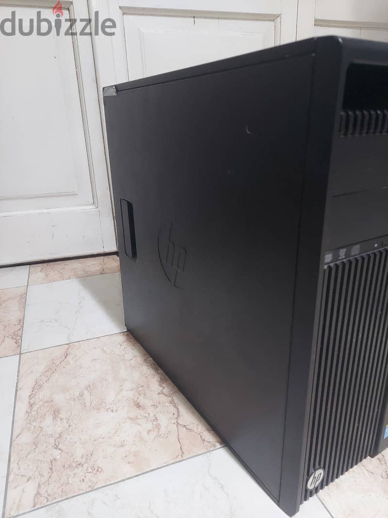 HP Z440 workstation 1