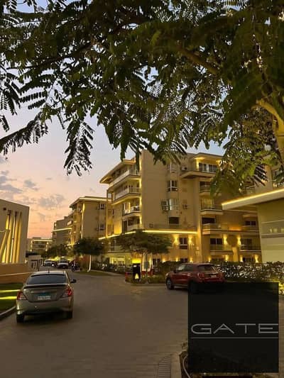 Resale apartment for sale in Mountain View iCity New Cairo – Club Park; ultra-super-lux finish, prime location, and immediate delivery.